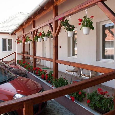 Polonia Apartman Διαμέρισμα Egerszalók Εξωτερικό φωτογραφία